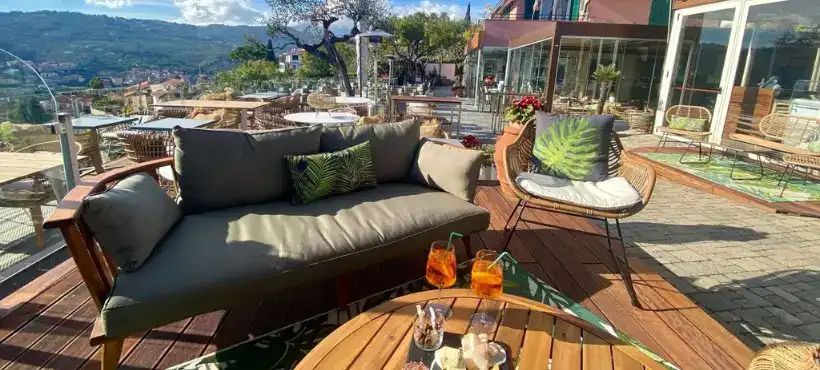 Sunset Lounge: The Sunset Awaits You